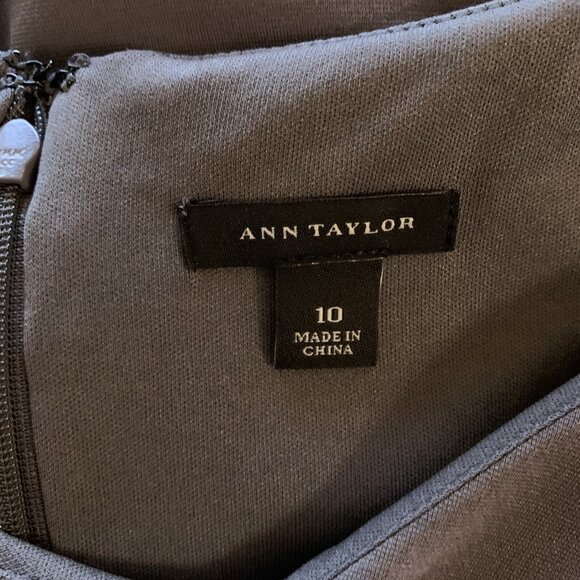 Ann Taylor Sz 10 Dress Fit Flare Shore Sleeved Gray Handkerchief Hem Knee Length - Picture 3 of 5